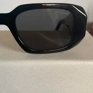 Prada | Accessories | Barely Worn Prada Symbole Sunglasses  display picture 1